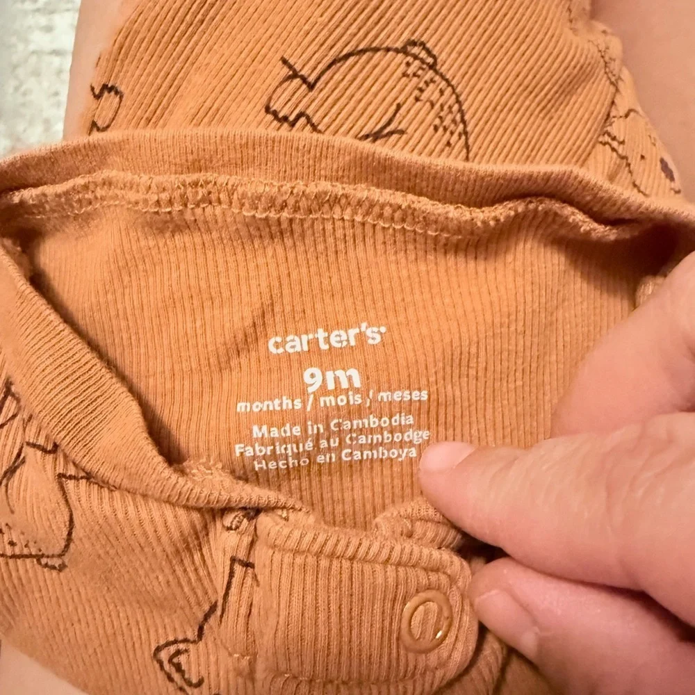 Carter's Tan Ribbed Koalas Pattern Footie size 9M